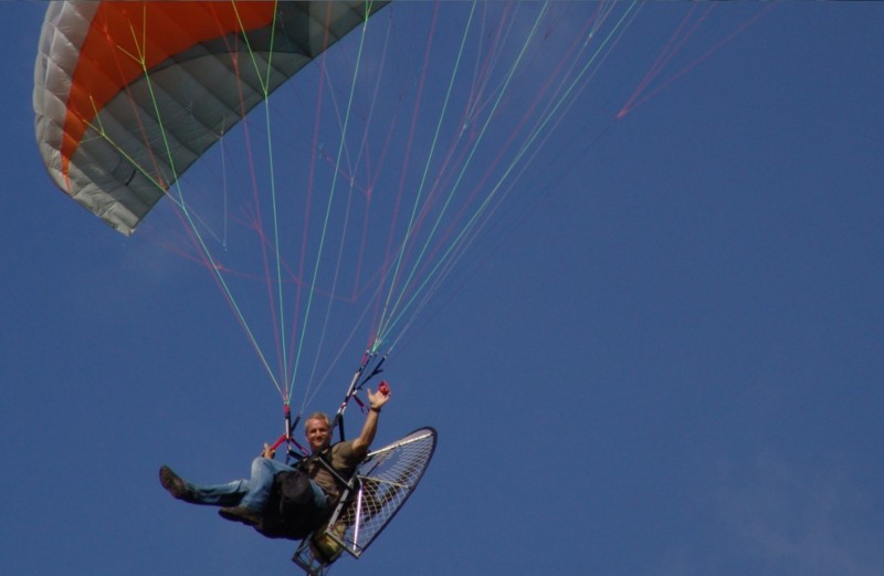 powered paragliding photo